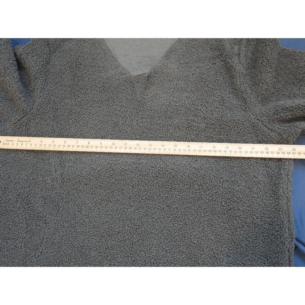 Women's V-neck Long Sleeve Furry Pullover Sweater XL - Picture 3 of 7